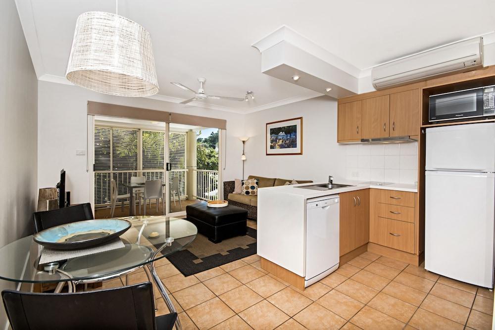 Port Douglas Apartments - Adults Only Oasis Εξωτερικό φωτογραφία