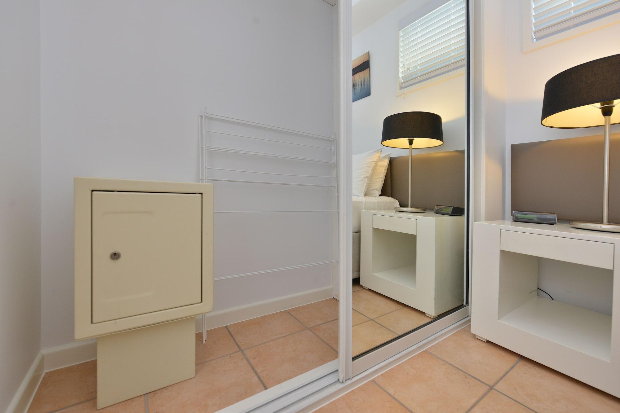 Port Douglas Apartments - Adults Only Oasis Εξωτερικό φωτογραφία